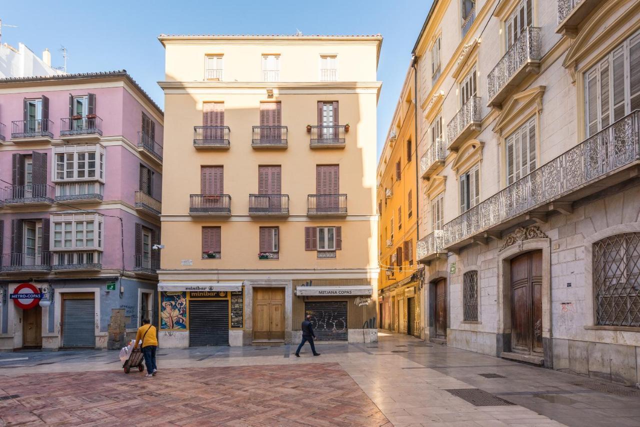 Central Malaga Apartment At Mitjana Plaza Exterior foto